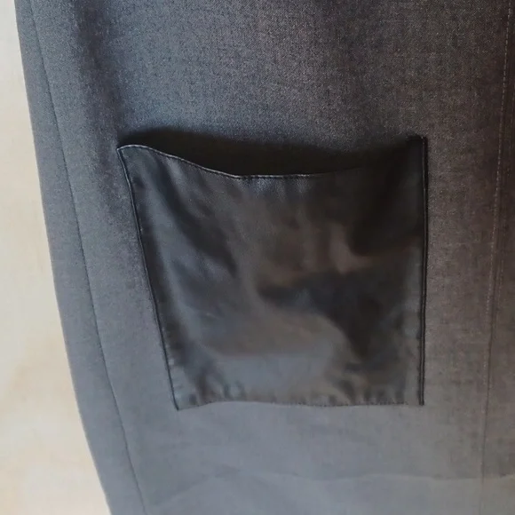 Ann Taylor Gray Shift Dress With Faux Leather Patch Pockets, Sleeveless, V-Neck - Picture 7 of 13